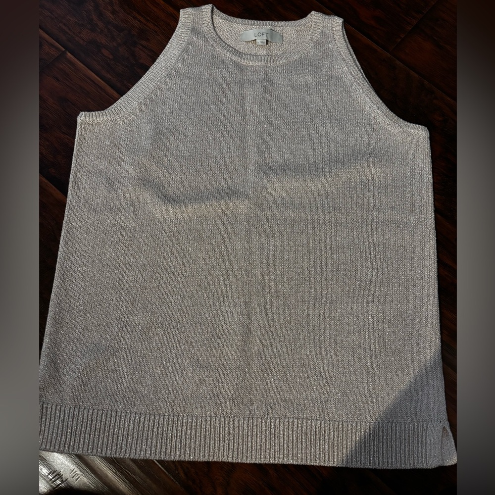 LOFT women’s pale pink with gold threads sleeveless sweater